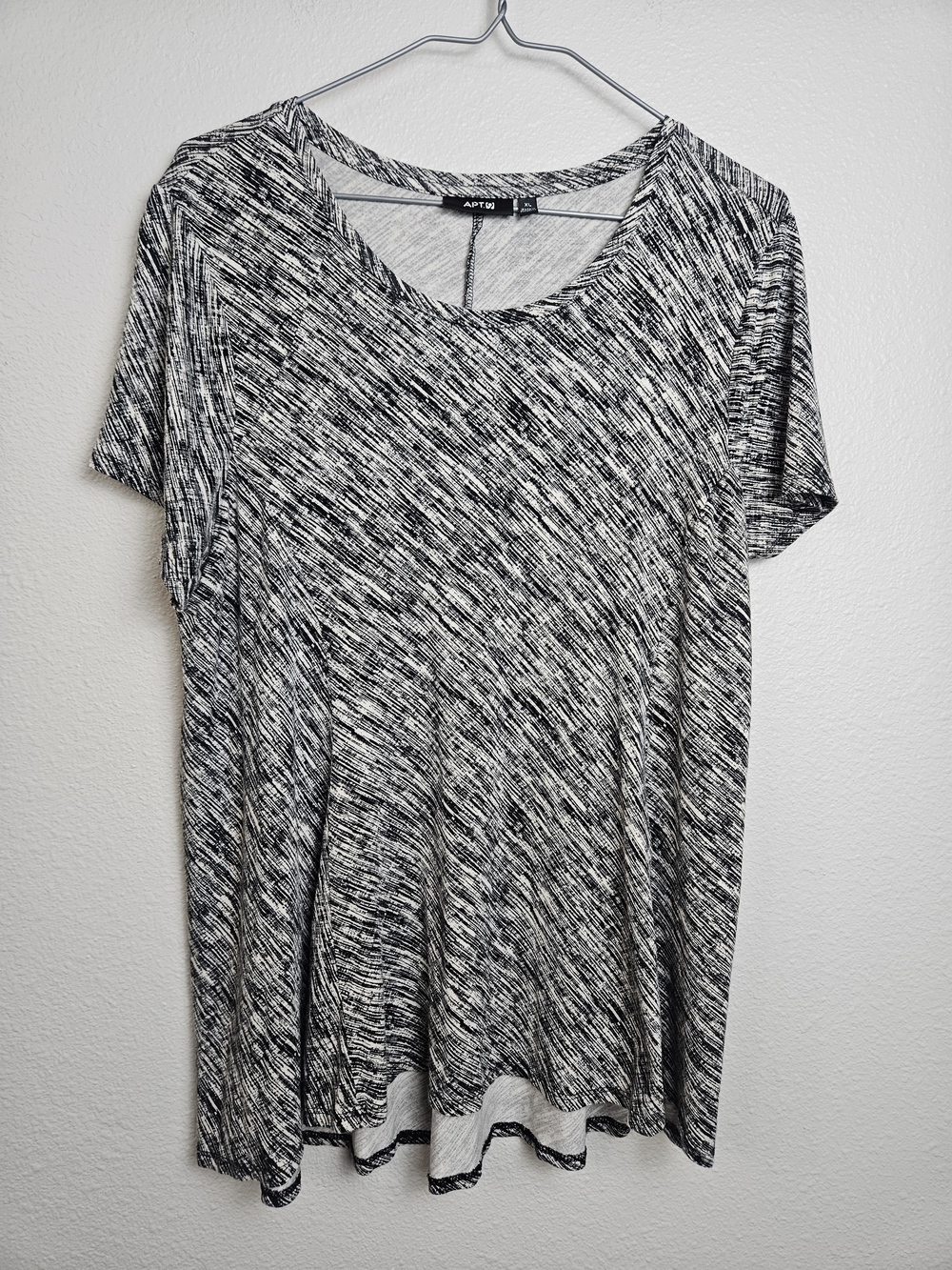 Apt. 9 Black & White Heathered Short Sleeve Swing Tunic Size XL